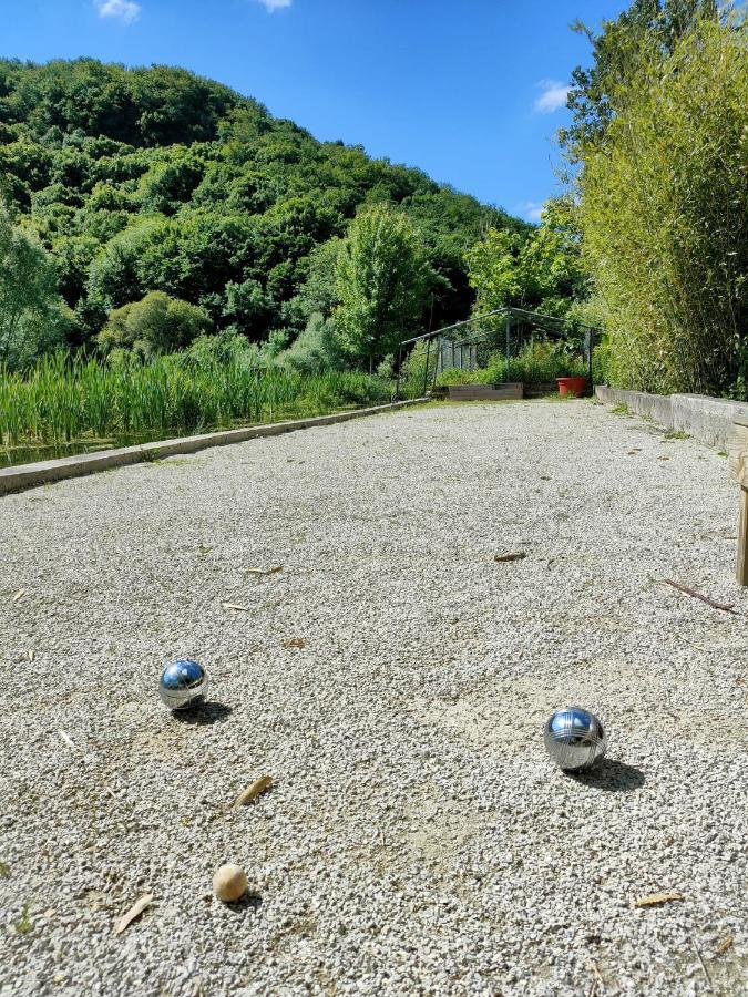 Les Pieds Dans L'Eau, Gite La Source Lachapelle-Auzac Zewnętrze zdjęcie